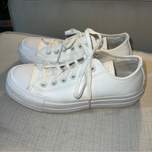 CONVERSE CHUCK TAYLOR All Star Low Chunky Platform Sneakers Women's Sz 6M - Picture 5 of 11